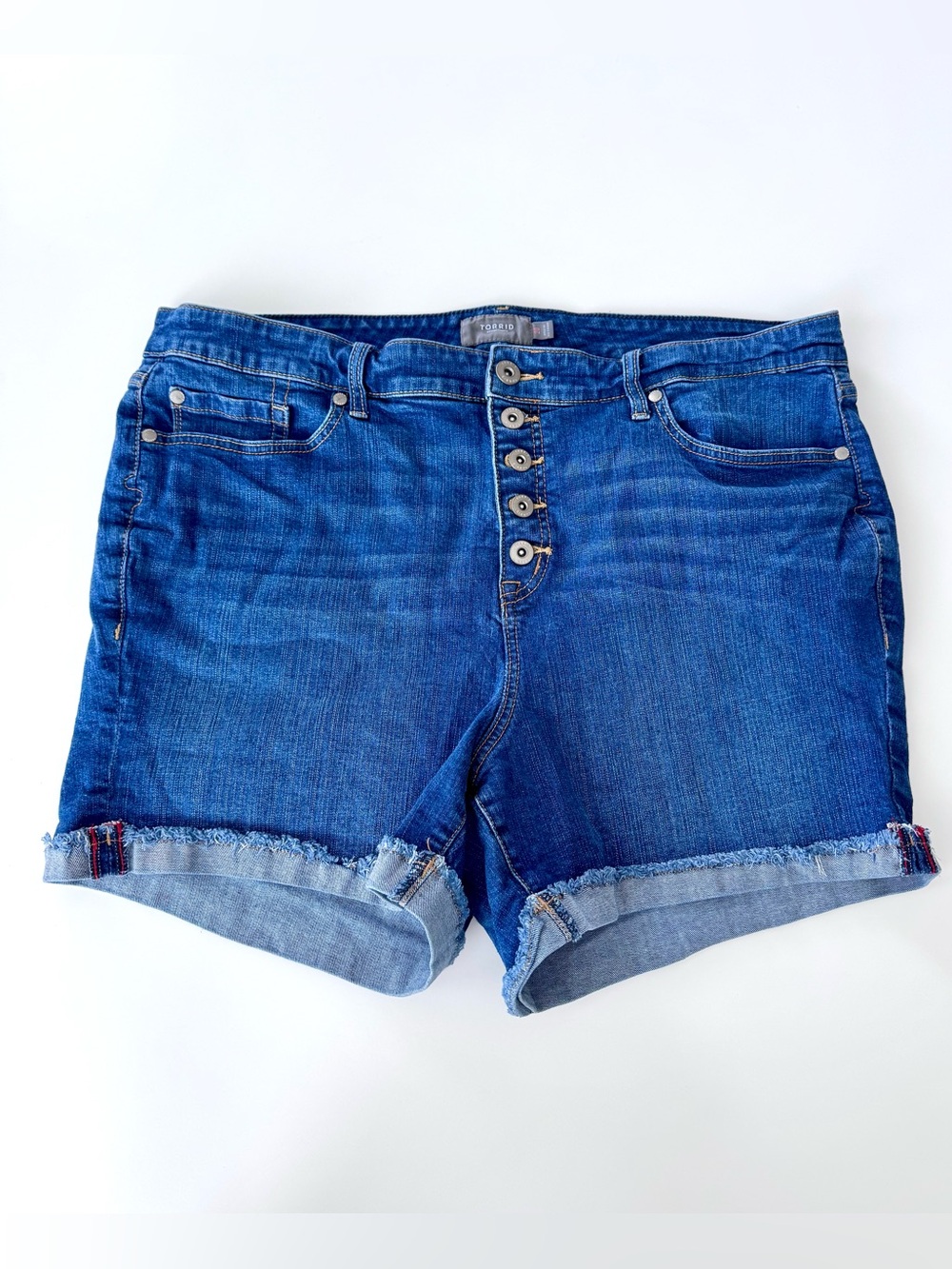 Torrid Button-Front Dark Blue Denim Women’s Plus Shorts Cuffed Hems Size 20